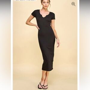 New with tags Heart Hips Black Ribbed Midi Dress size small